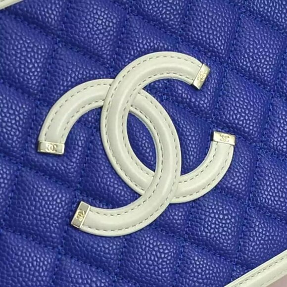 Auth CHANEL CC Filigree Handbag Shoulder Bag Red/Blue/White Leather - Picture 6 of 16